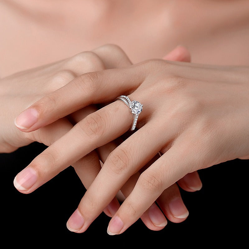 Sølvring Dame S925 Moissanite - Klassisk Solitaire Design Håndlaget