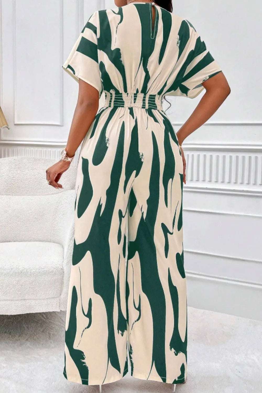 V-hals Jumpsuit Dame – Elegant Helkroppsprint med Vide Ermer