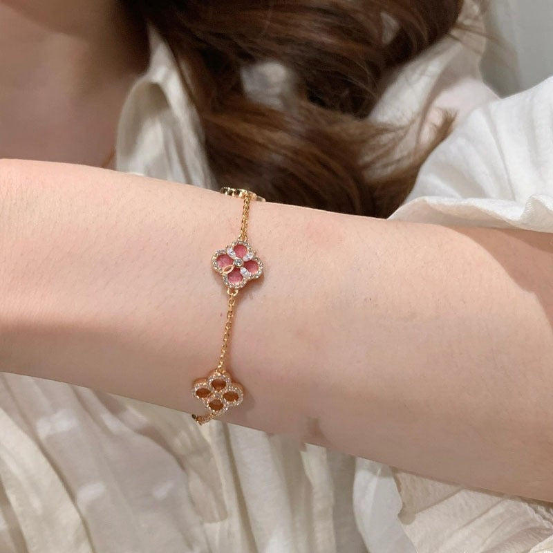 Rosa Firkløver Smykke – Armbånd, Halskjede & Øredobber Pink Bracelet