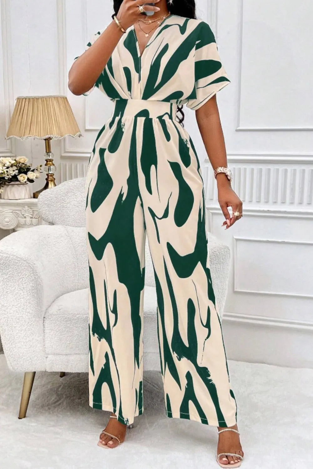 V-hals Jumpsuit Dame – Elegant Helkroppsprint med Vide Ermer