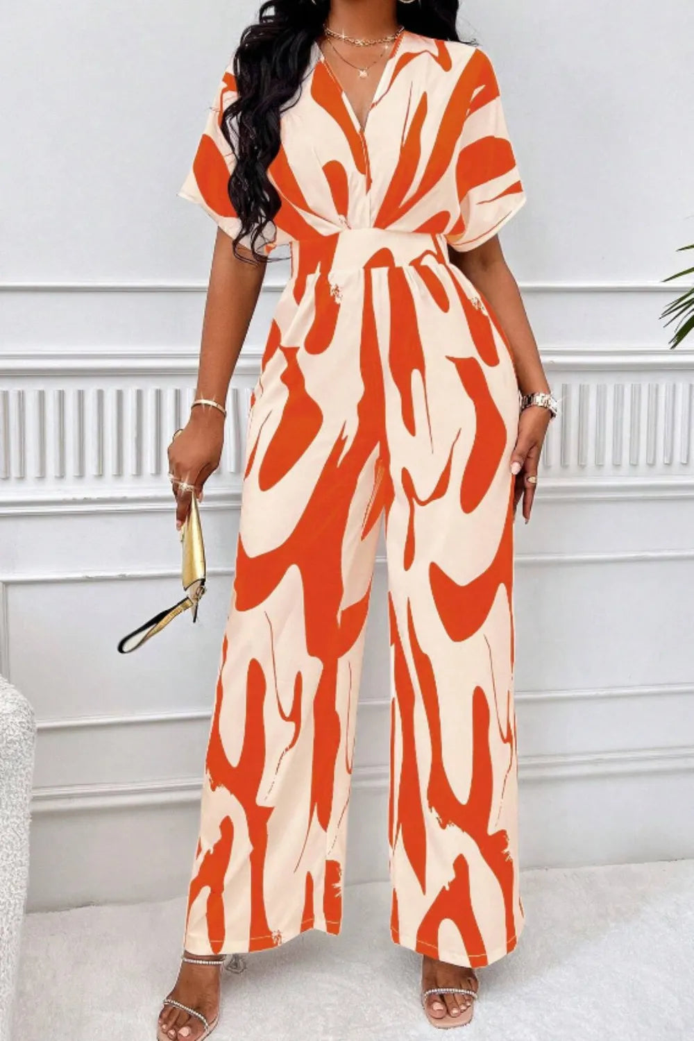 V-hals Jumpsuit Dame – Elegant Helkroppsprint med Vide Ermer