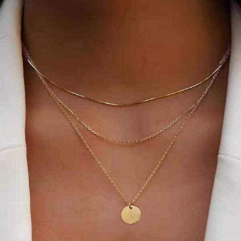 Elegant Flerlags Halskjede i Gull - Minimalistisk Smykke for Kvinner 5919001HB