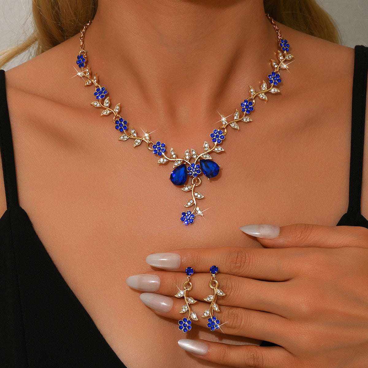 Brudesmykke Sett - Elegant Halskjede og Øredobber for Bryllup 80830608 Jin Lan