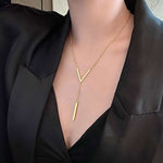 Elegant Flerlags Halskjede i Gull - Minimalistisk Smykke for Kvinner 5954301 (V-shaped long pendant necklace gold)