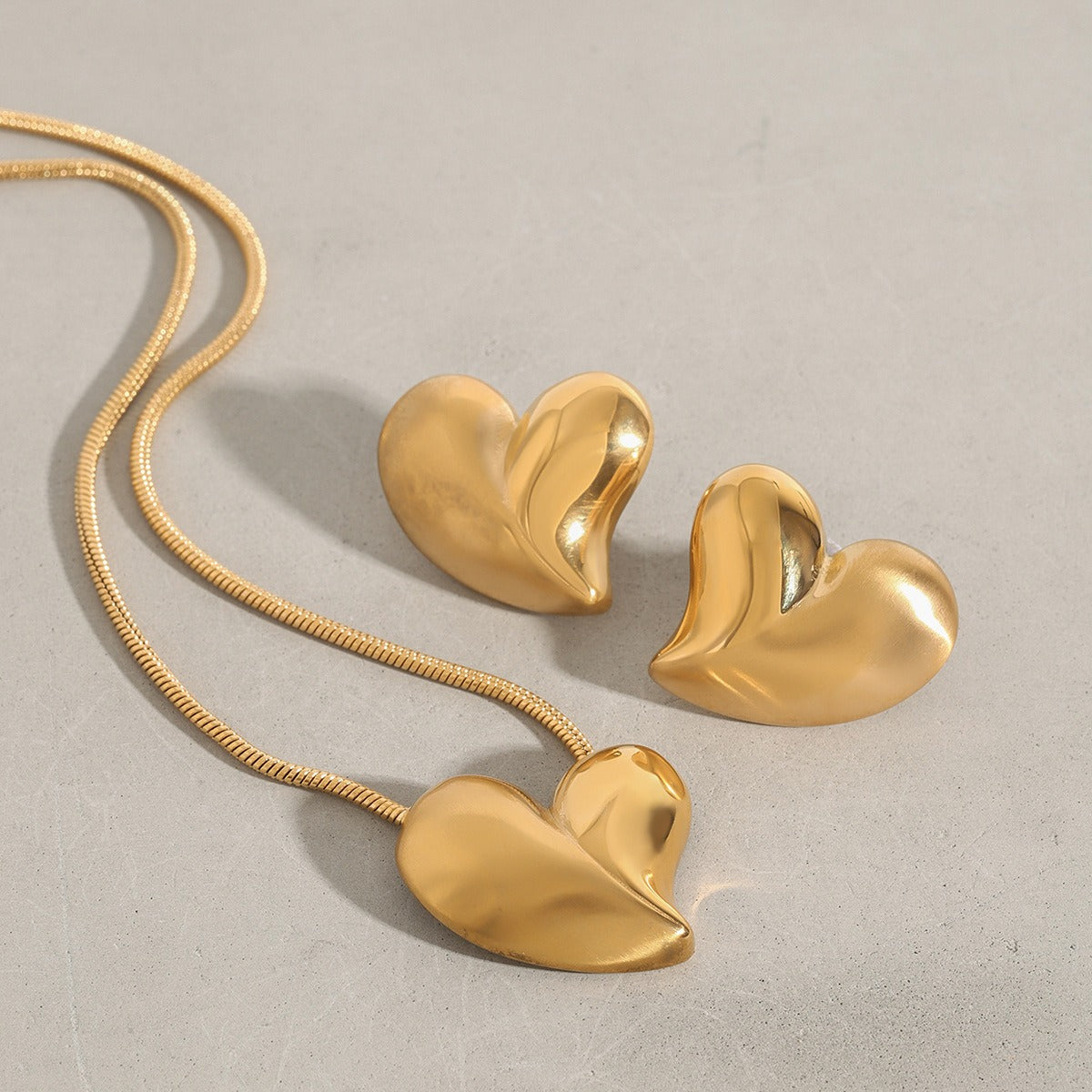 Smykkesett Dame 18K gullbelagt - Hjerte og Geometrisk Design Halskjede Øredobber Ring