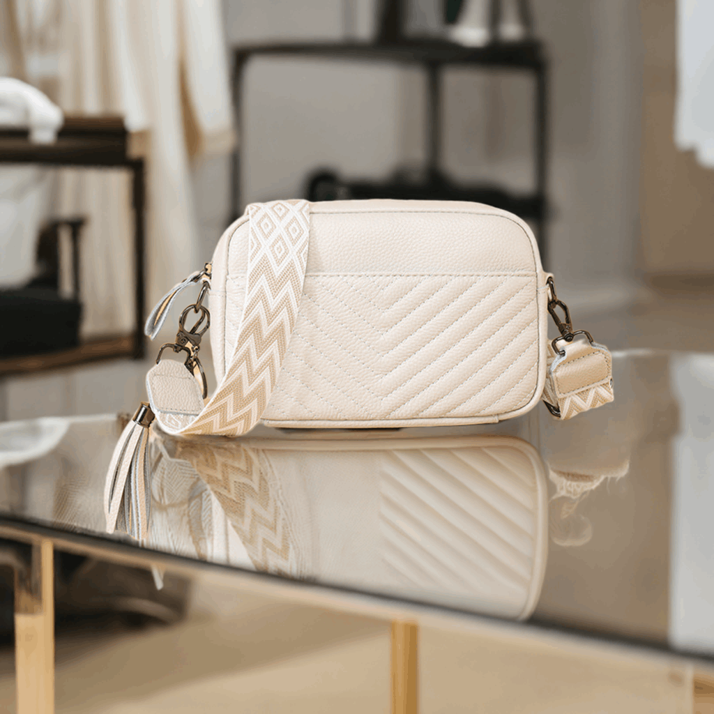 Quiltet Crossbody Veske Dame Ekte Skinn | 3 Farger hvit 469kr