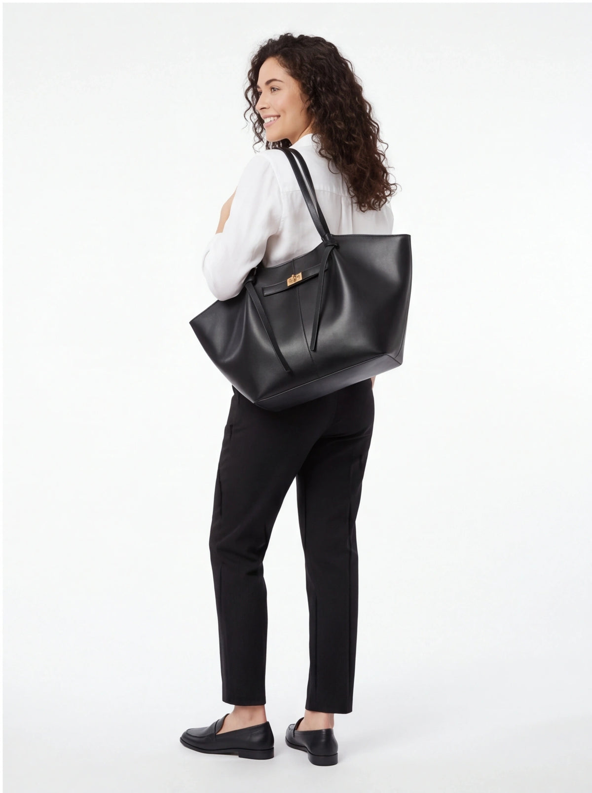 Stor skulderveske dame – Lett tote bag med lås | Unik design