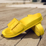 Behagelige slippers og flip-flop med spenne for kvinner - Trendyglobal 