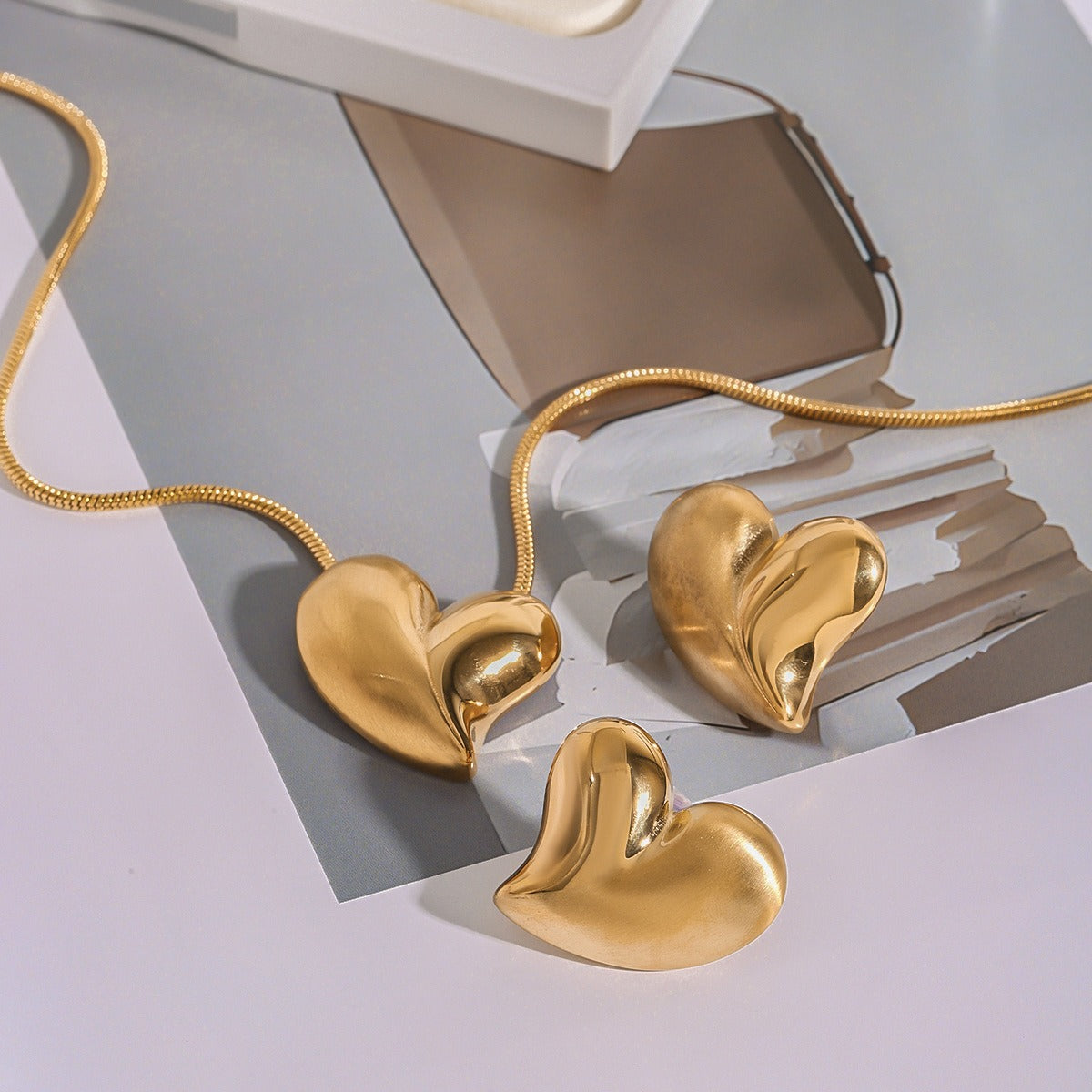 Smykkesett Dame 18K gullbelagt - Hjerte og Geometrisk Design Halskjede Øredobber Ring