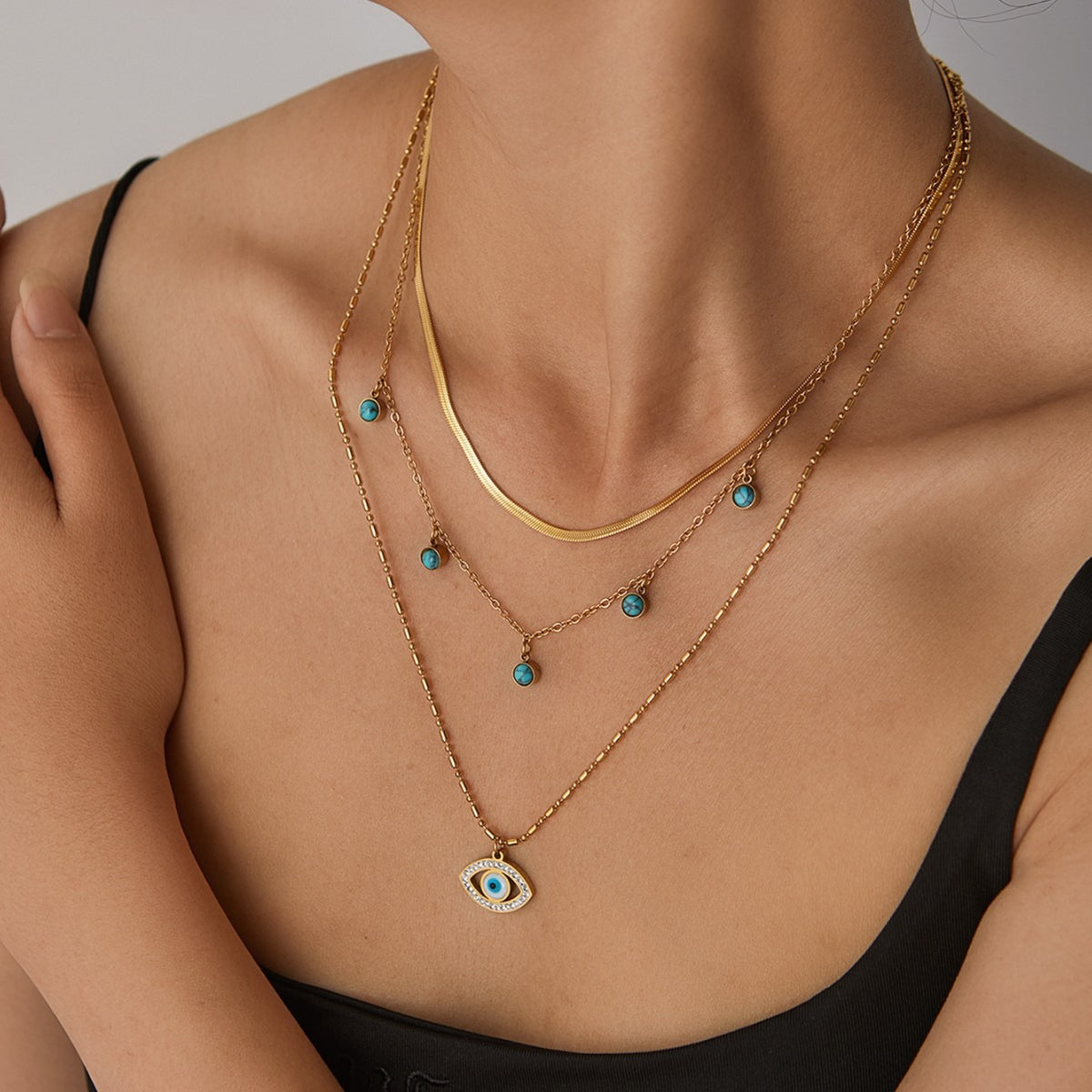 18K Gullbelagt Flerlagskjede med Øye og Diamanter - Trendy Design