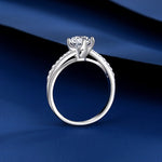Sølvring Dame S925 Moissanite - Klassisk Solitaire Design Håndlaget