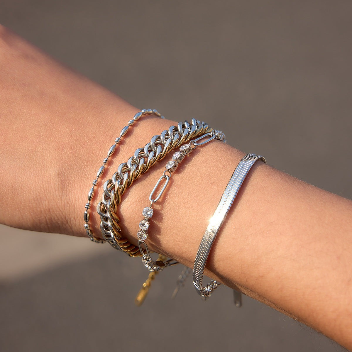 Cubansk Lenke Armbånd i Rustfritt Stål – To-Tonet Design
