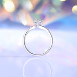 Sølvring Dame S925 Moissanite - Curved Ring med Fire-Prong Håndlaget