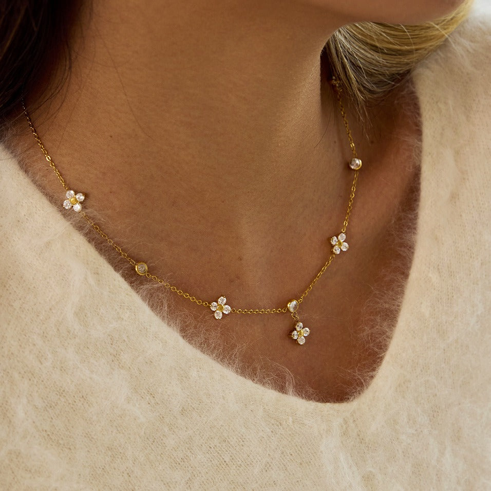 18K Gullbelagt Firkløver Halskjede med Zirkonia - Lykke Symbol