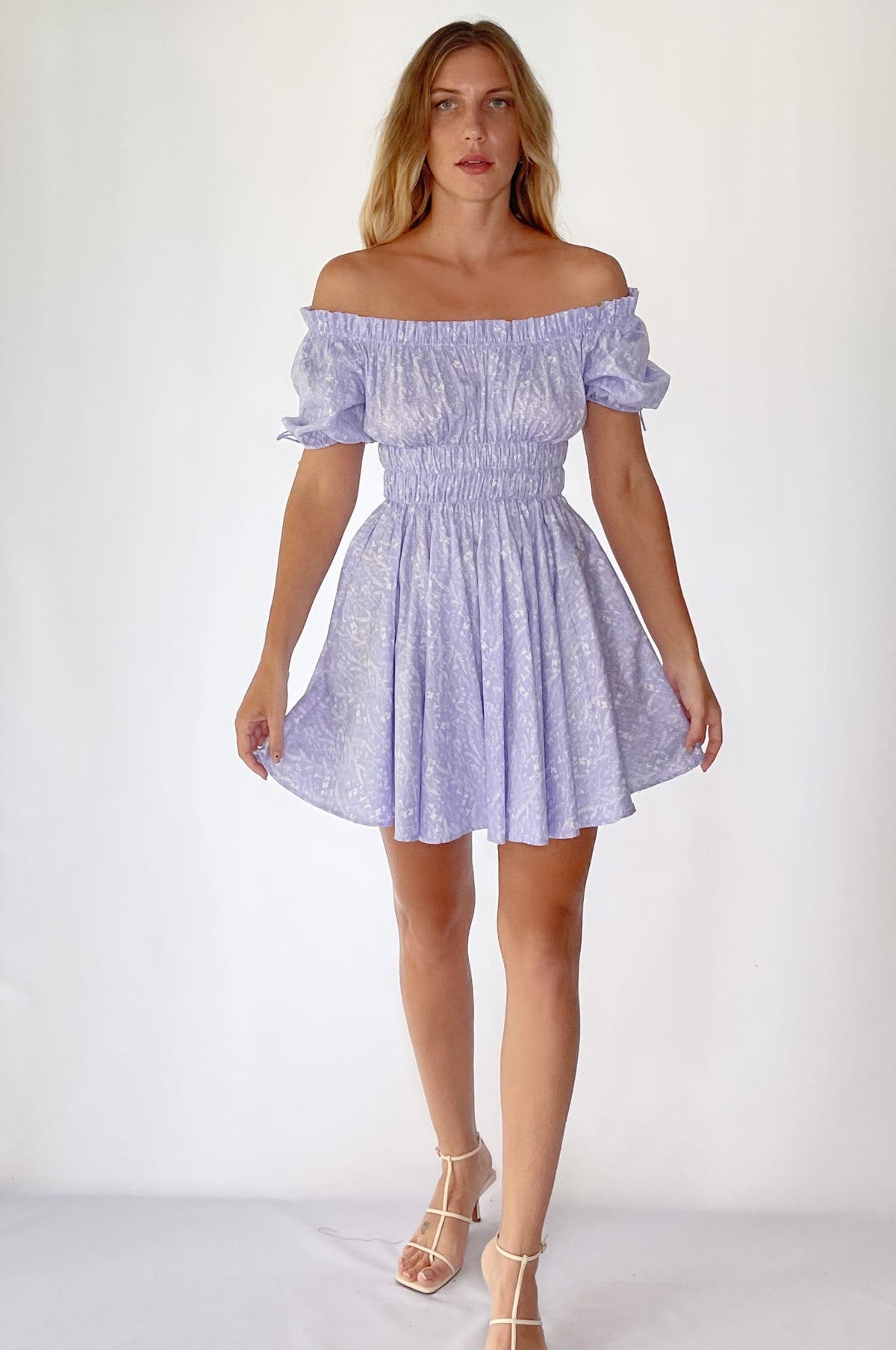 Butterfly Bliss Off Shoulder Mini Kjole (Sale) - Trendyglobal 