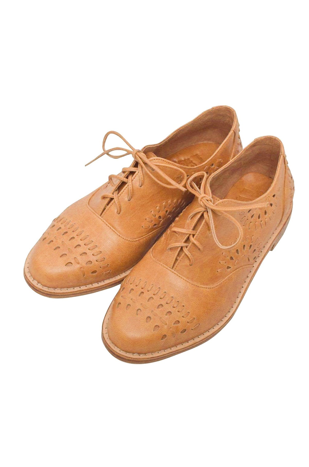 Heartbreak Leather Oxfords (Sz. 5, 9.5 &12) - Trendyglobal 