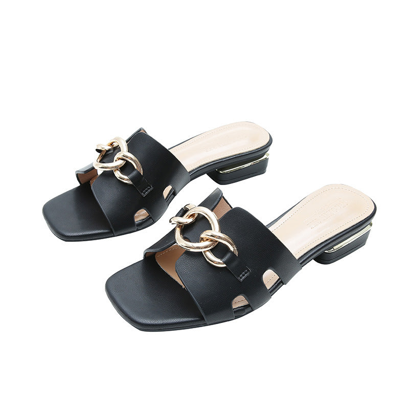 Flate Sandaler med Metallspenne for Dame