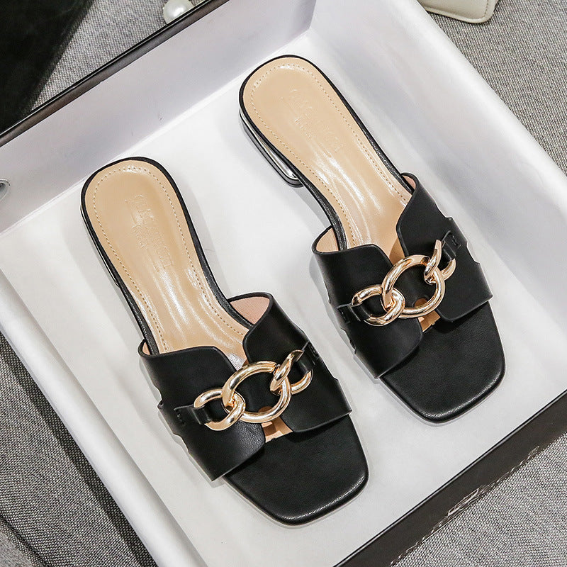 Flate Sandaler med Metallspenne for Dame