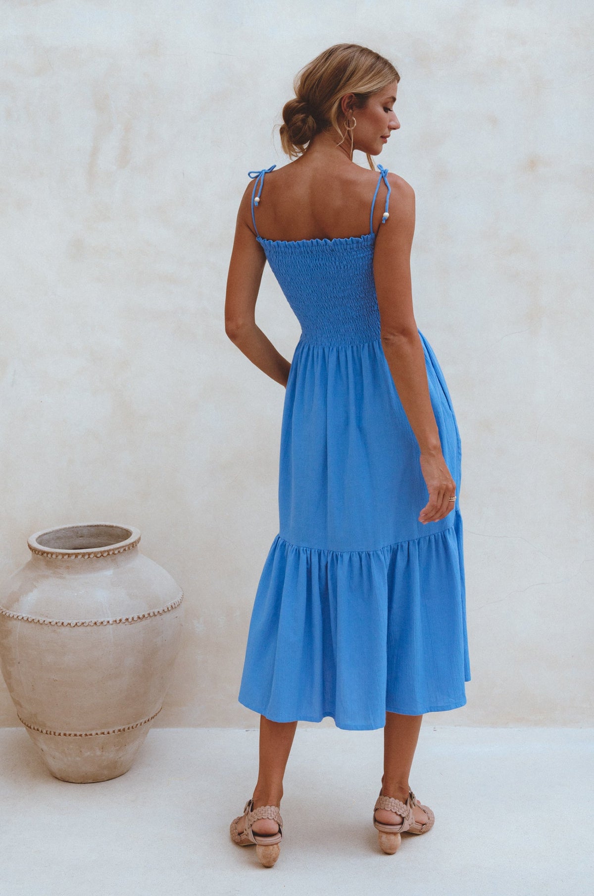 Paradiso Strappy Linen Midi Dress - Trendyglobal 