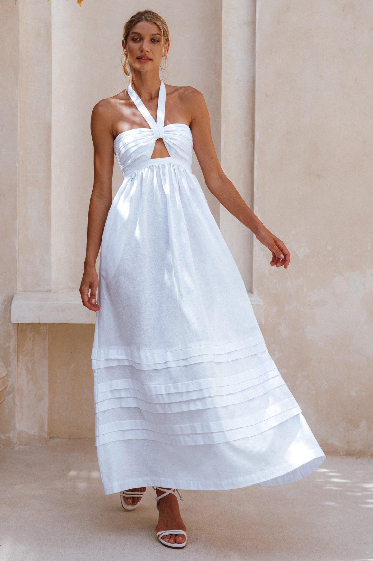 Penelope Halter Linen Maxi Dress - Trendyglobal 