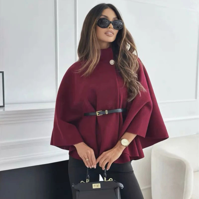 MUJER poncho dame med belte – svart capejakke vinter 2025 | Elegant ytterplagg