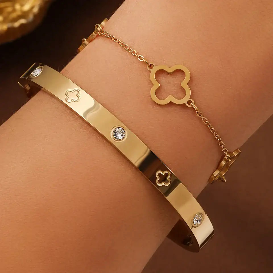 3-pack gullfarget armbånd dame – Firekløver & trendy design Gullfarget A 2stk