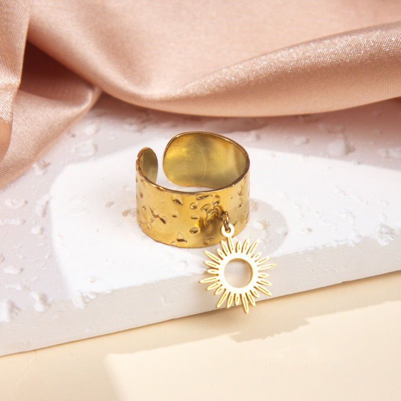 Gullbelagt Ring 18K med Anheng - Titanstål Design Ring K Adjustable