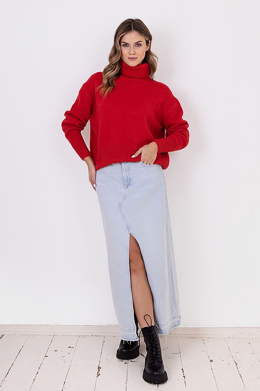 Turtleneck model 187211 MKM - Trendyglobal 