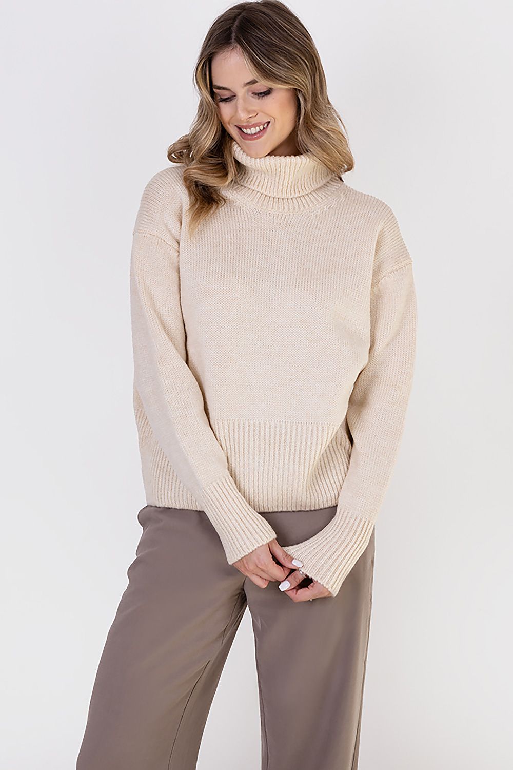 Turtleneck model 187211 MKM - Trendyglobal 