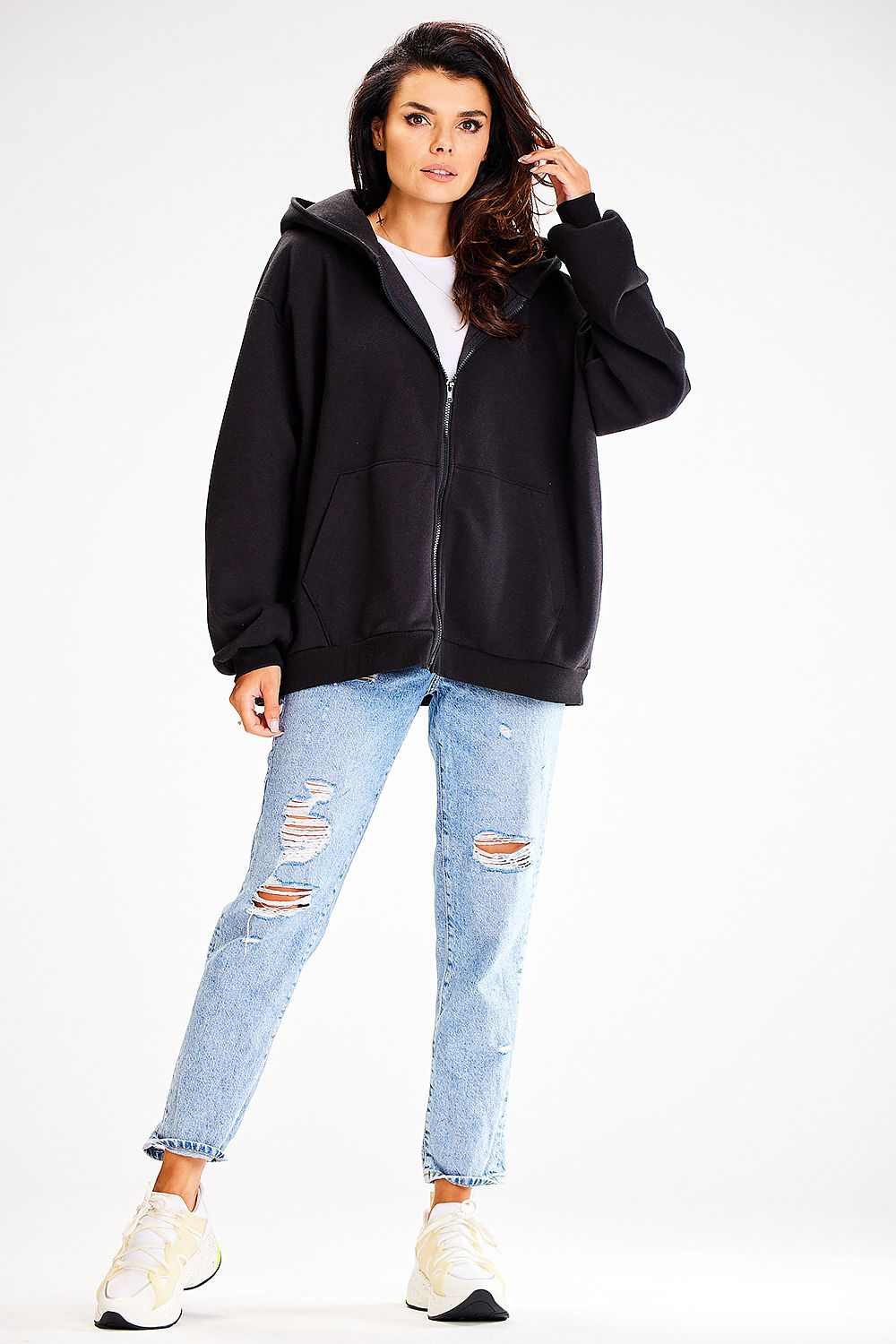 Sweatshirt model 187137 awama - Trendyglobal 