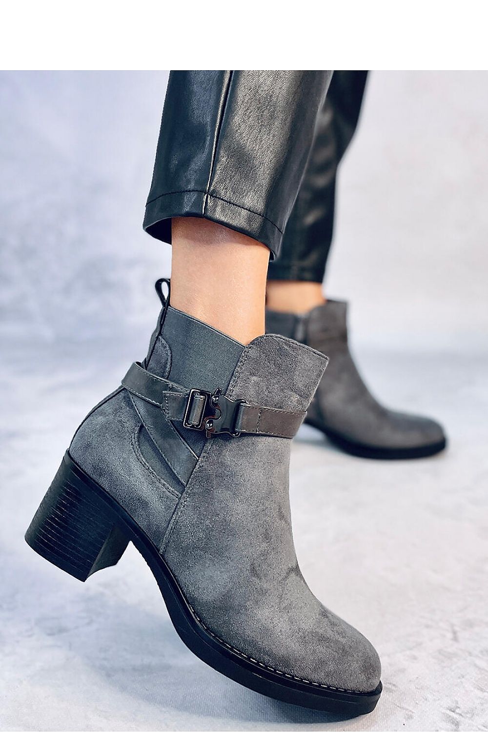 Heel boots model 187414 Inello - Trendyglobal 