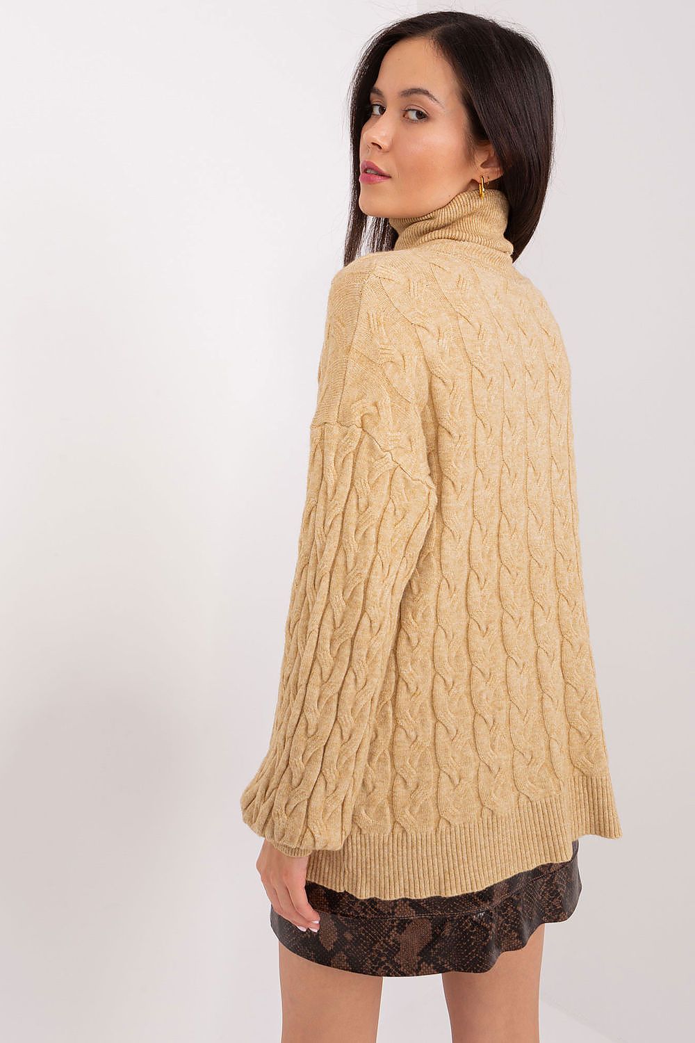 Turtleneck model 188312 AT - Trendyglobal 