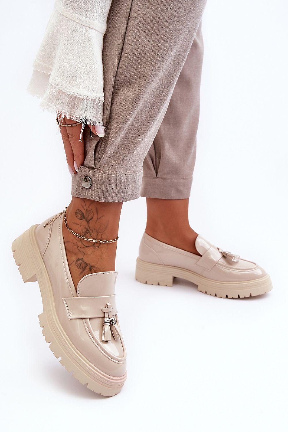 Heeled low shoes model 188520 Step in style - Trendyglobal 