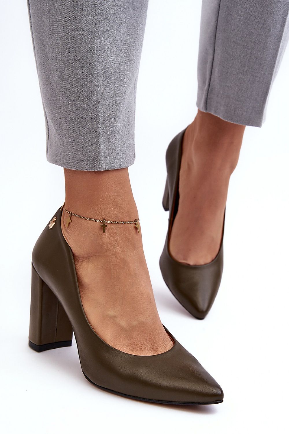 Block heel pumps model 188526 Step in style - Trendyglobal 