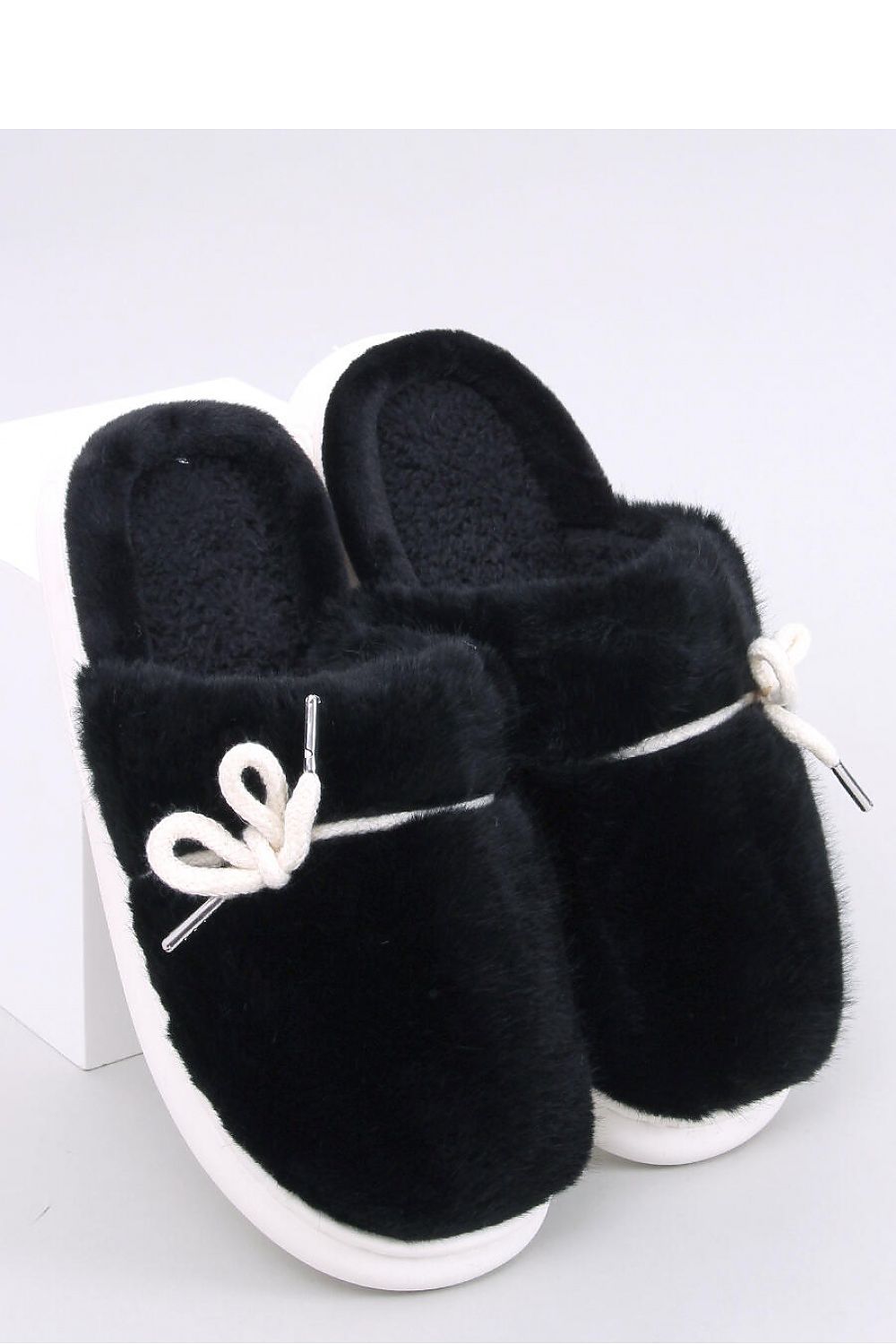 Slippers model 188617 Inello - Trendyglobal 