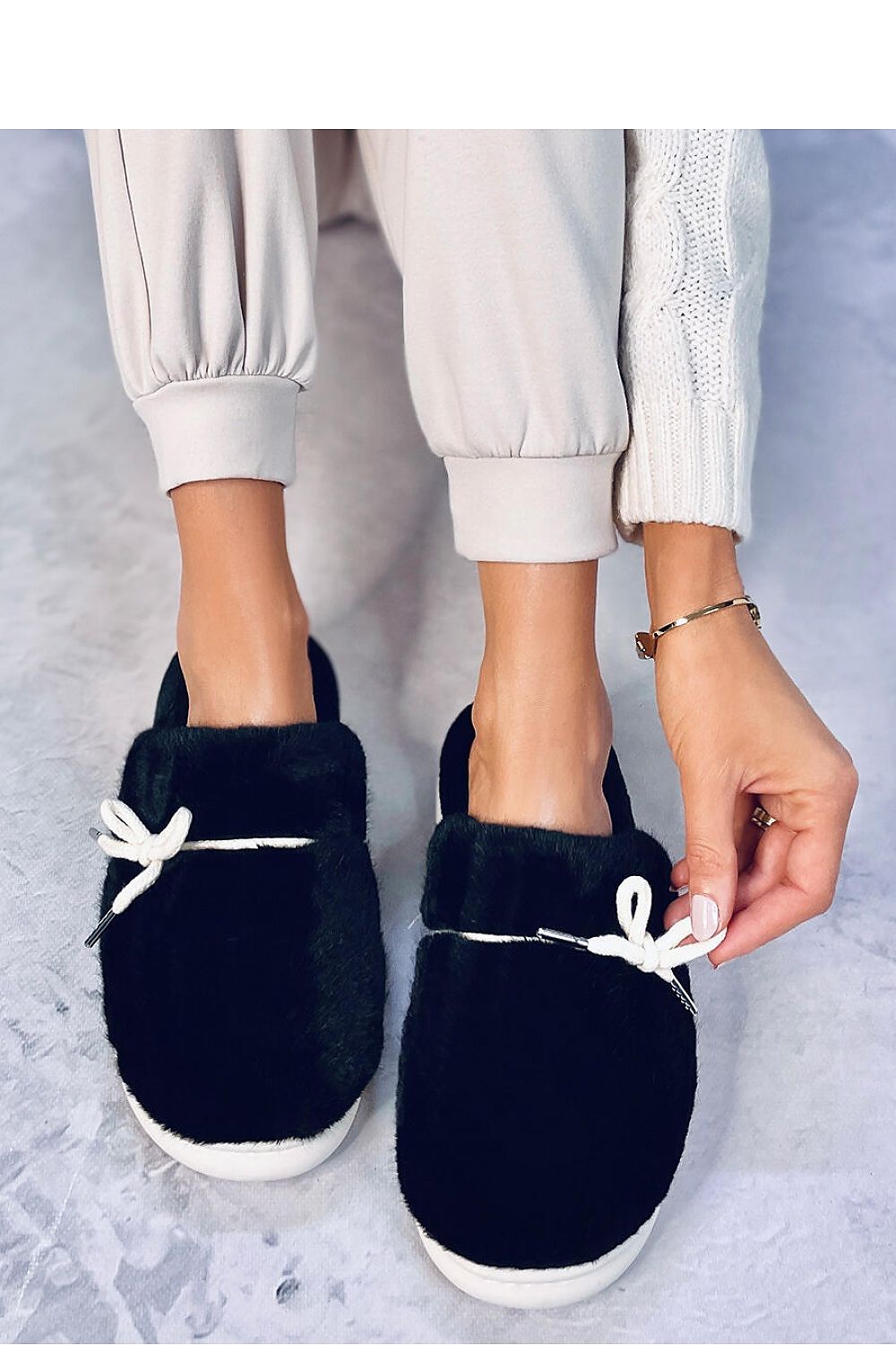 Slippers model 188617 Inello - Trendyglobal 