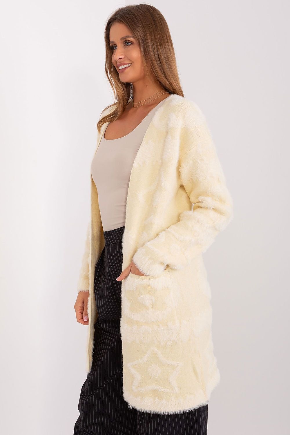 Cardigan model 189218 AT - Trendyglobal 