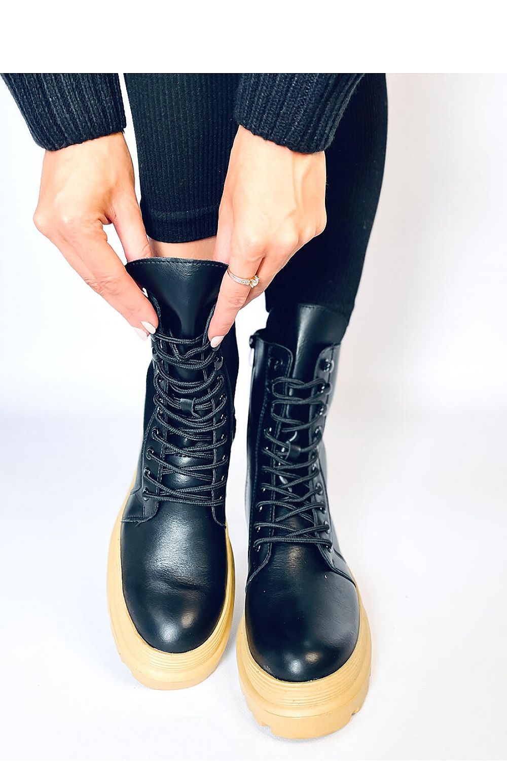 Boots model 189558 Inello - Trendyglobal 