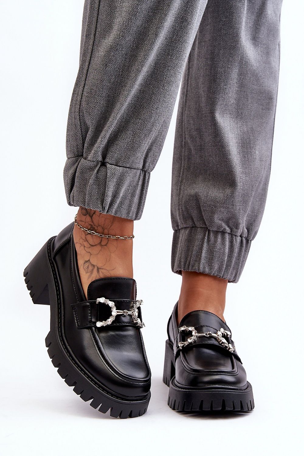 Heeled low shoes model 189879 Step in style - Trendyglobal 