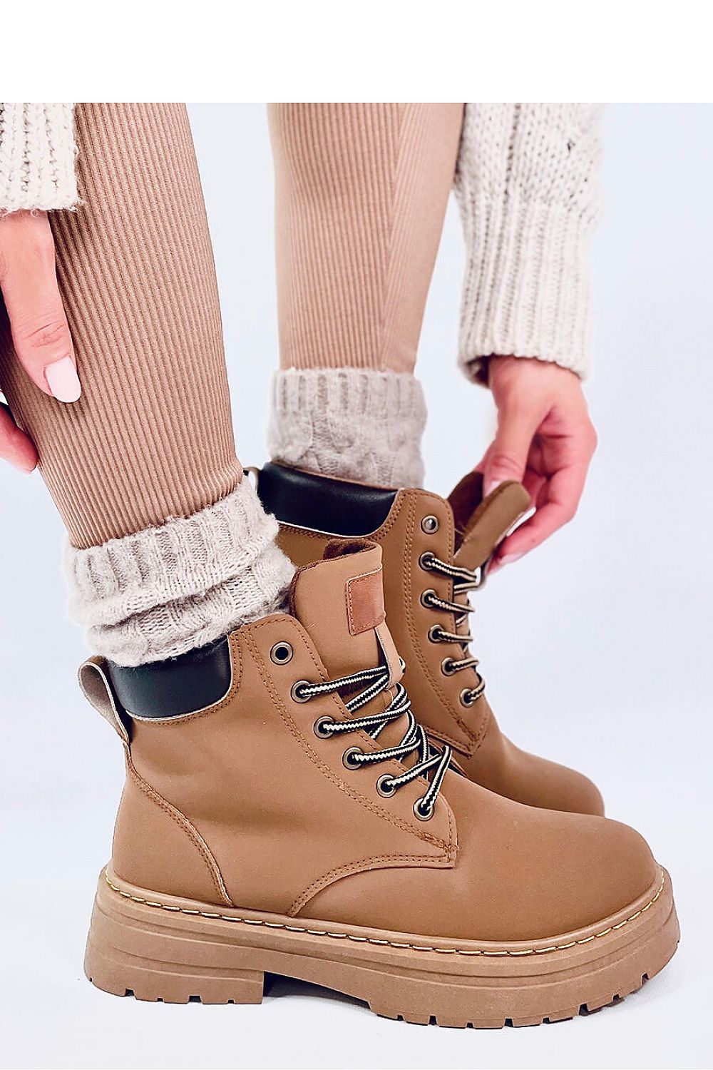 Trapper shoes model 190809 Inello - Trendyglobal 