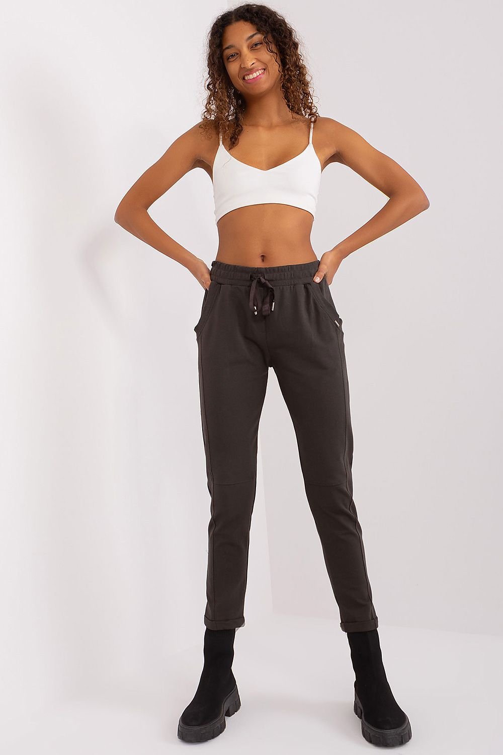 Tracksuit trousers model 191222 Relevance - Trendyglobal 