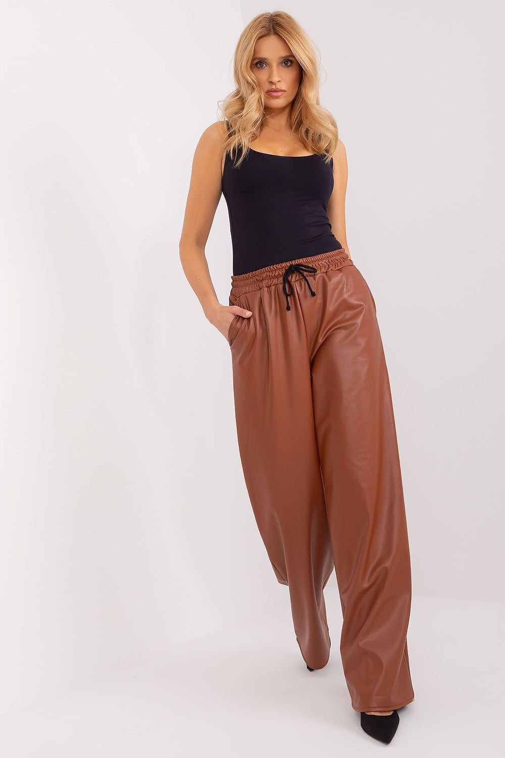 Trousers model 191565 Lakerta - Trendyglobal 