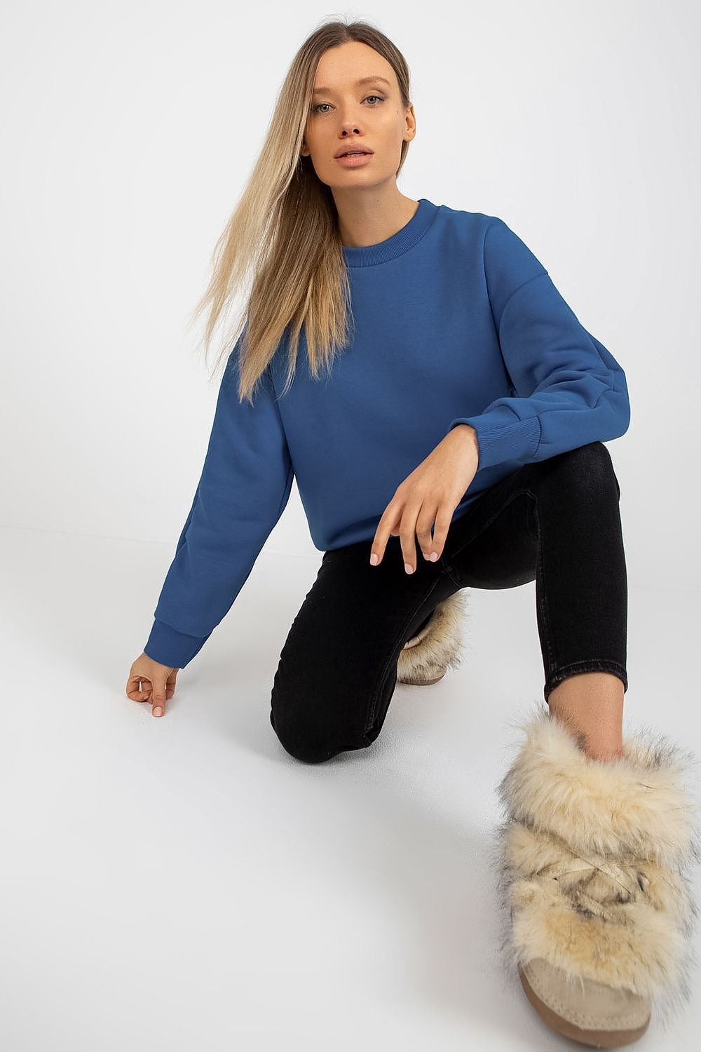 Sweatshirt model 191758 Relevance - Trendyglobal 