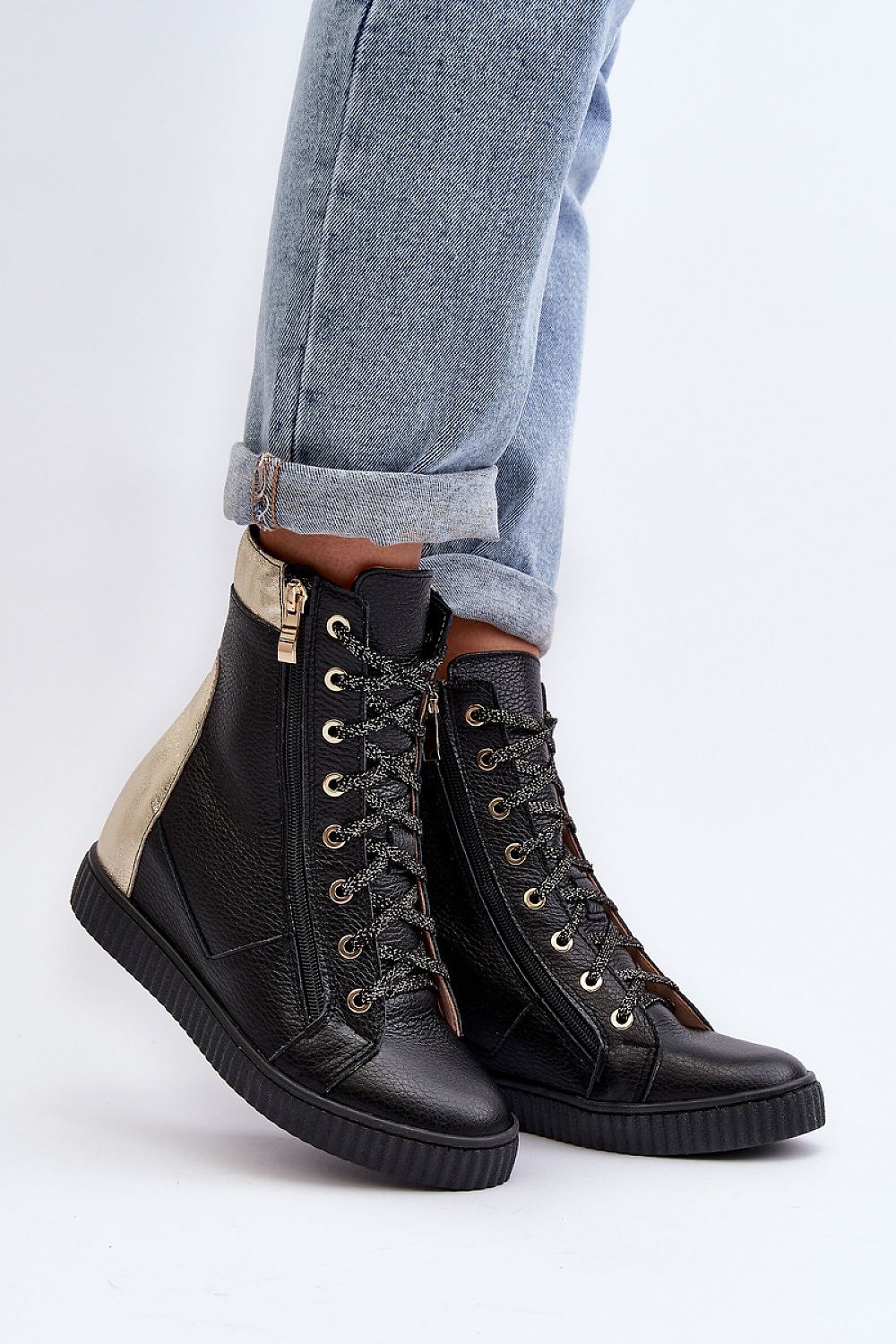 Wedge heel sneakers model 192302 Step in style - Trendyglobal 