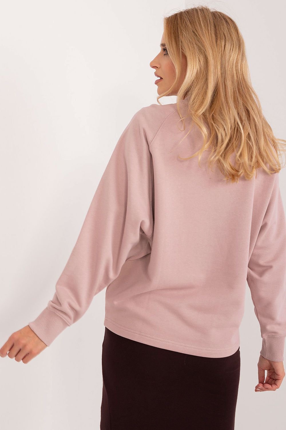 Sweatshirt model 193502 Sublevel - Trendyglobal 