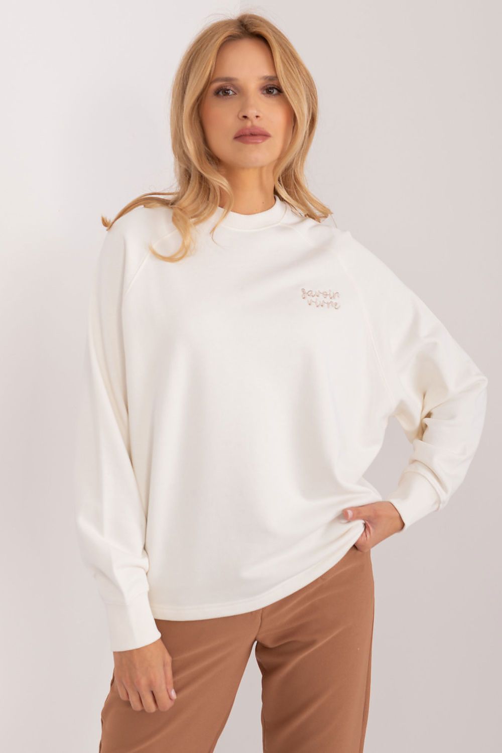 Sweatshirt model 193502 Sublevel - Trendyglobal 