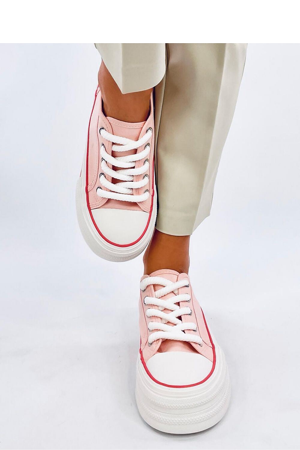 Sneakers model 193874 Inello - Trendyglobal 