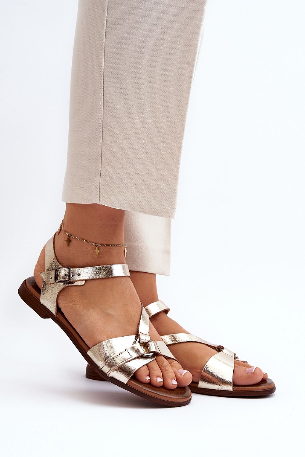 Sandals model 193950 Step in style - Trendyglobal 