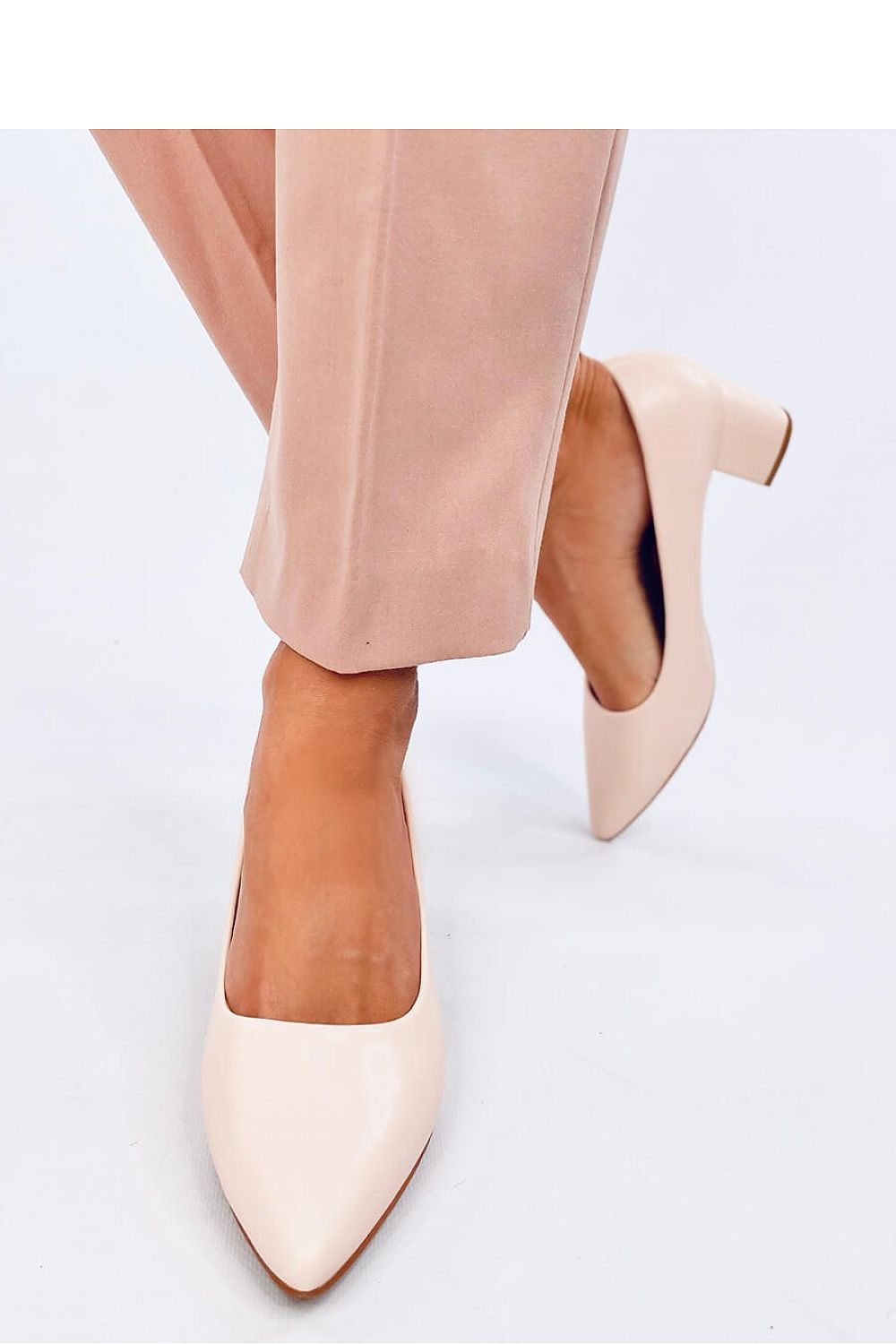 Block heel pumps model 194613 Inello - Trendyglobal 