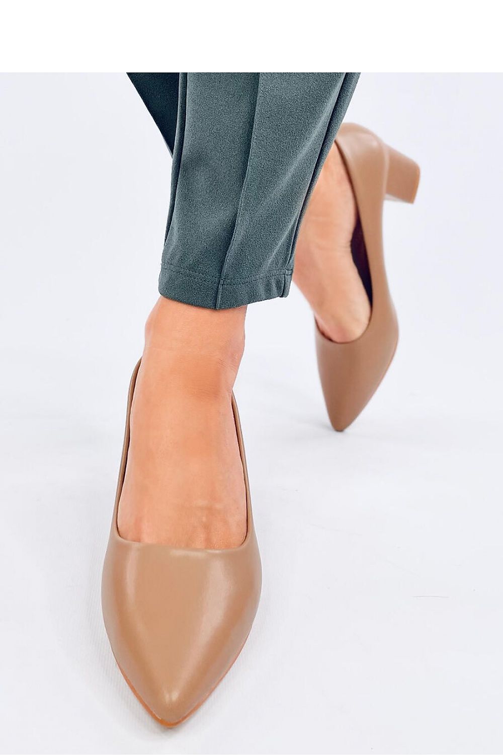 Block heel pumps model 194614 Inello - Trendyglobal 